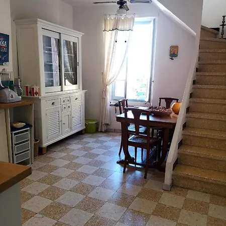 La Tonneliere Hotel *